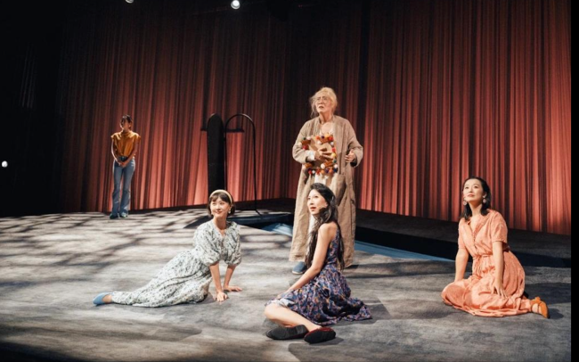 《长翅膀的杜若》剧照,倪十三摄